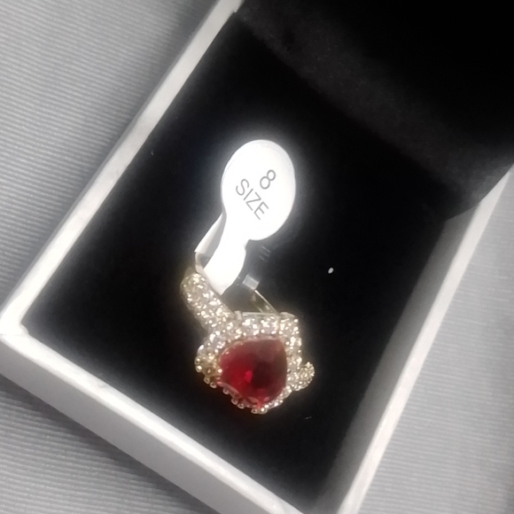 Ring - Picture 5 of 6